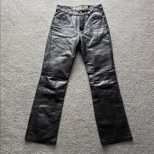 Parasuco Black  Leather Jeans - Stylish Flared Fit